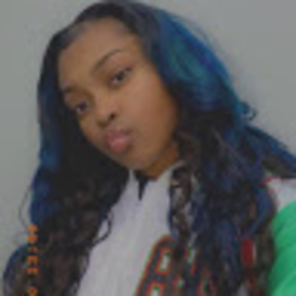 Meet your Posher, Jaylataniya - Picture 1 of 1